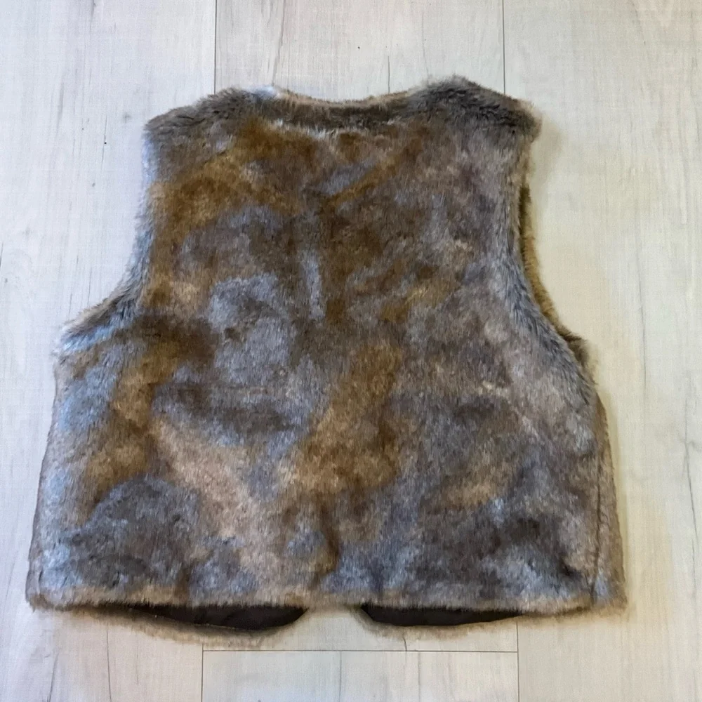 Old Navy‎ Brown Faux Fur Vest Size 2T